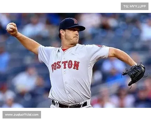 伊斯雷尔·阿迪萨亚重返赛场，西雅图站头条主赛对决乔·派弗